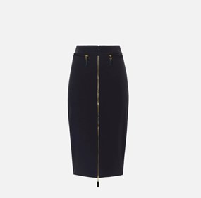 Skirt in lightweight crêpe fabric with zip Skirt in lightweight crêpe fabric with zip