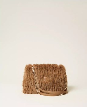 “Dreamy” faux fur shoulder bag