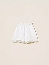 Linen shorts with lace